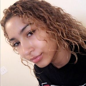 Meet your Posher, Baylee